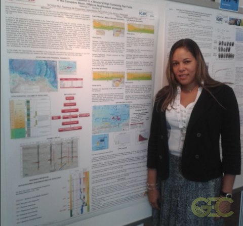 Yoryi Valencia presenting research at an industry conference
